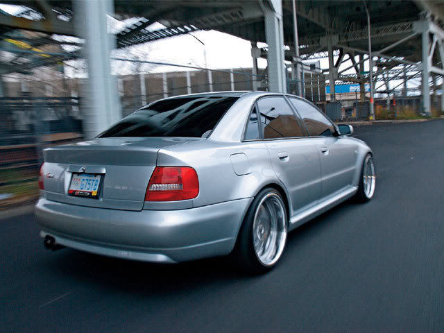 Name: eurp_0703_02zaudi_s4rear_view.jpg
Views: 573
Size: 54.1 KB