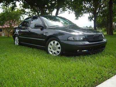 Show me your car pics =] i took better pics-5740_1146116328769_1103340257_30606038_4056475_n.jpg