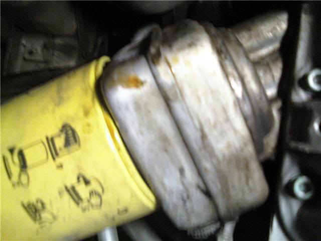 Name: oilleak2.jpg
Views: 94
Size: 30.9 KB