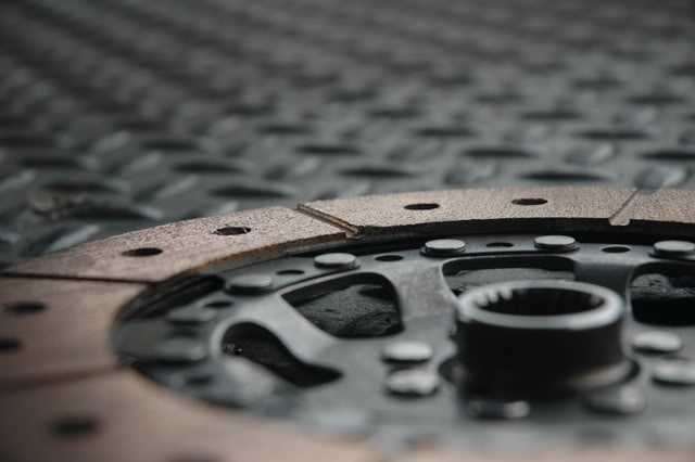 Name:  clutch004.jpg
Views: 269
Size:  55.0 KB