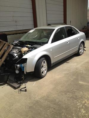 Crashed 2002 Audi A4 quatro-img_0035.jpg