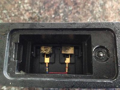 License Plate Bulb Holder Screw removal advice-img_1373.jpg