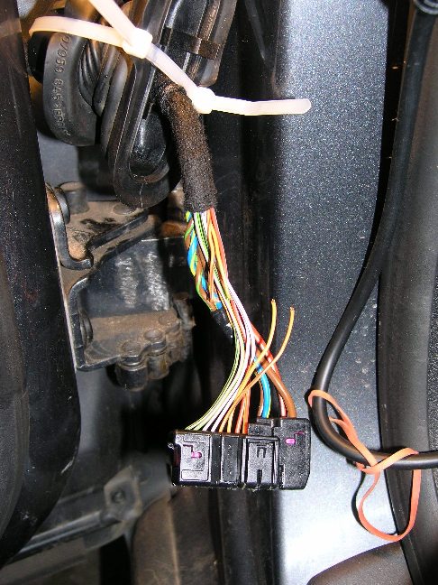 Driver's Door Electrical Problems - AudiForums.com wiring harness locking clip 
