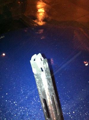 Non-Audi / Aftermarket Windshield Wiper Blade Solution for B6s-metal-insert.jpg