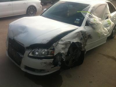 Took my car to the dealership today for 40,000mi service and they CRASHED IT!!!-photo.jpg