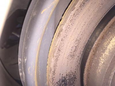 Rear Brake caliper seized, vehicle vibrate-img_3847.jpg