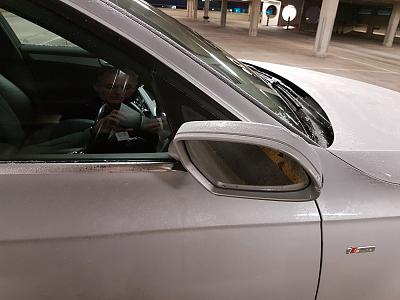 Folding mirror points forwards when cold-20170105_071958.jpg