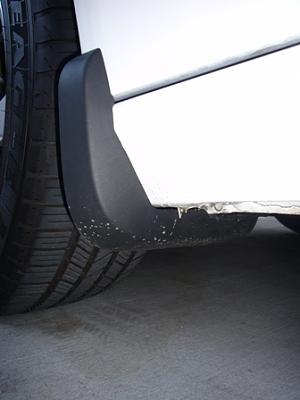 Installed my front mud flaps but the rears...-p1010724.jpg