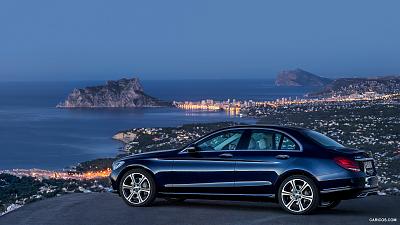 2017 A4 vs C class w205-2015_mercedes-benz_c-class_33_1920x1080.jpg