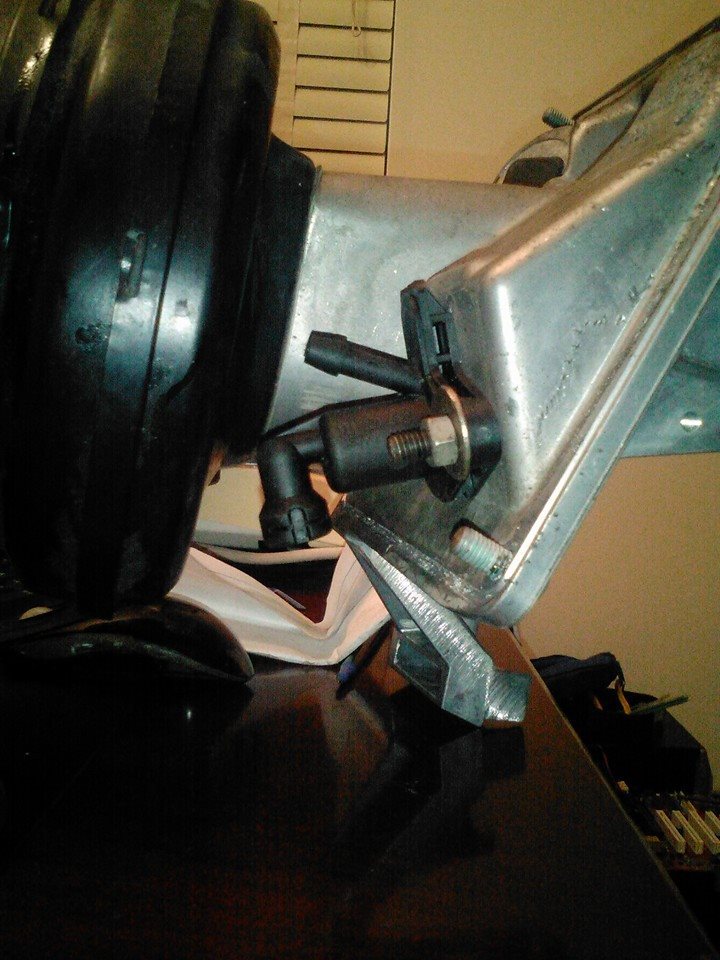 Name: 11129900_10104020557423172_7281431702081335303_n_zpslaht3uzy.jpg
Views: 2474
Size: 128.6 KB