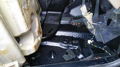 Can't Locate TCM in 2004 A6 Auto w/tiptronics-20141030_133919.jpg