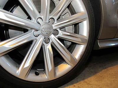 Holy frustrated Batman... how do you gents keep your wheels clean???-aawp-1250mi.jpg