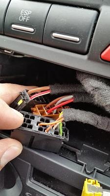 No sound in rear speaker for aftermarket radio in Audi a3-a1.jpg