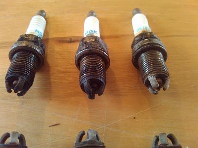 1997 A6 engine trouble-plugs.jpg