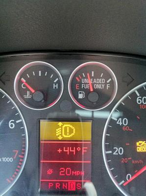 don't know what this light means-auidprobl.jpg