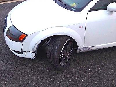 Car accident, destroyed suspension Audi TT-1476936_10201017777040996_785463035_n.jpg