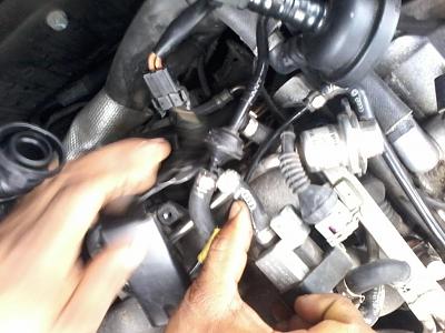 need help identifying this part help!!!-20140515_173914.jpg