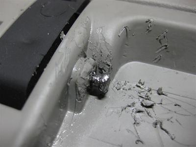 Audi A4 03 Glove Box Problems-03.jpg