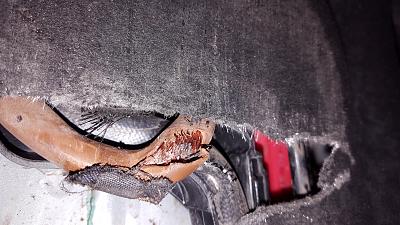 Damage to wiring underneath A6-20160713_213438.jpg