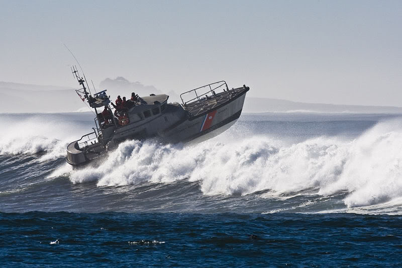 Name:  800px-Coast_Guard_Boat_in_Morro_Bay.jpg
Views: 35
Size:  61.6 KB