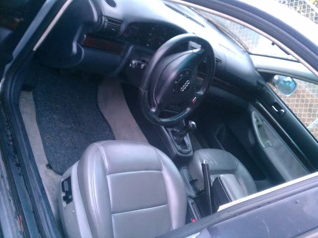 Name:  chrissphone017.jpg
Views: 18
Size:  53.6 KB