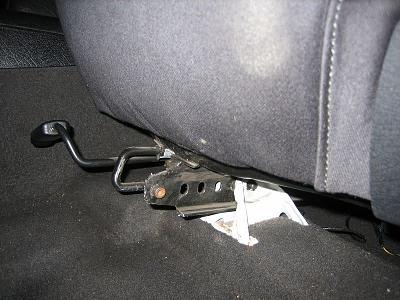 Audi a4 seat installion issues.-800x600_img_9445.jpg