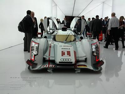 Audi Booth at CES 2013 - R18 e-tron quattro-img_20130108_160638.jpg